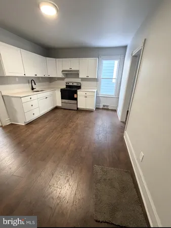 $2,350 | 137 Denny Avenue, Penns Grove, NJ 08069