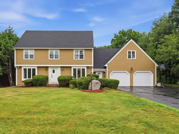 $925,000 | 293 Davis Street, Northborough, MA 01532