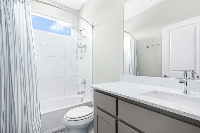 $2,895 | 15501 Balham Path, Fort Worth, TX 76247