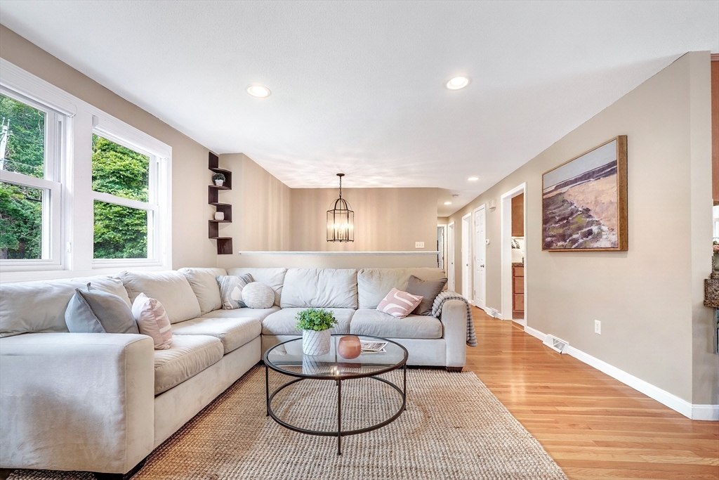 104 Hartwell Road Bedford, MA 01730 - Photo 12 of 34