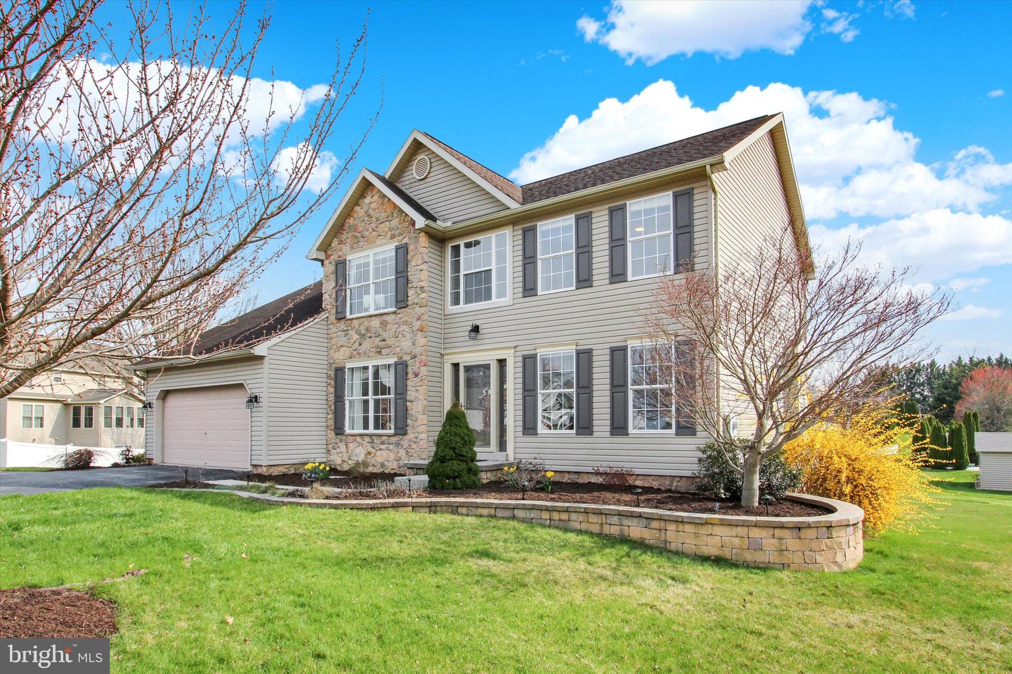 5010 Grandview Road Hanover, PA 17331 - Photo 2 of 42 a front view of a house with a yard