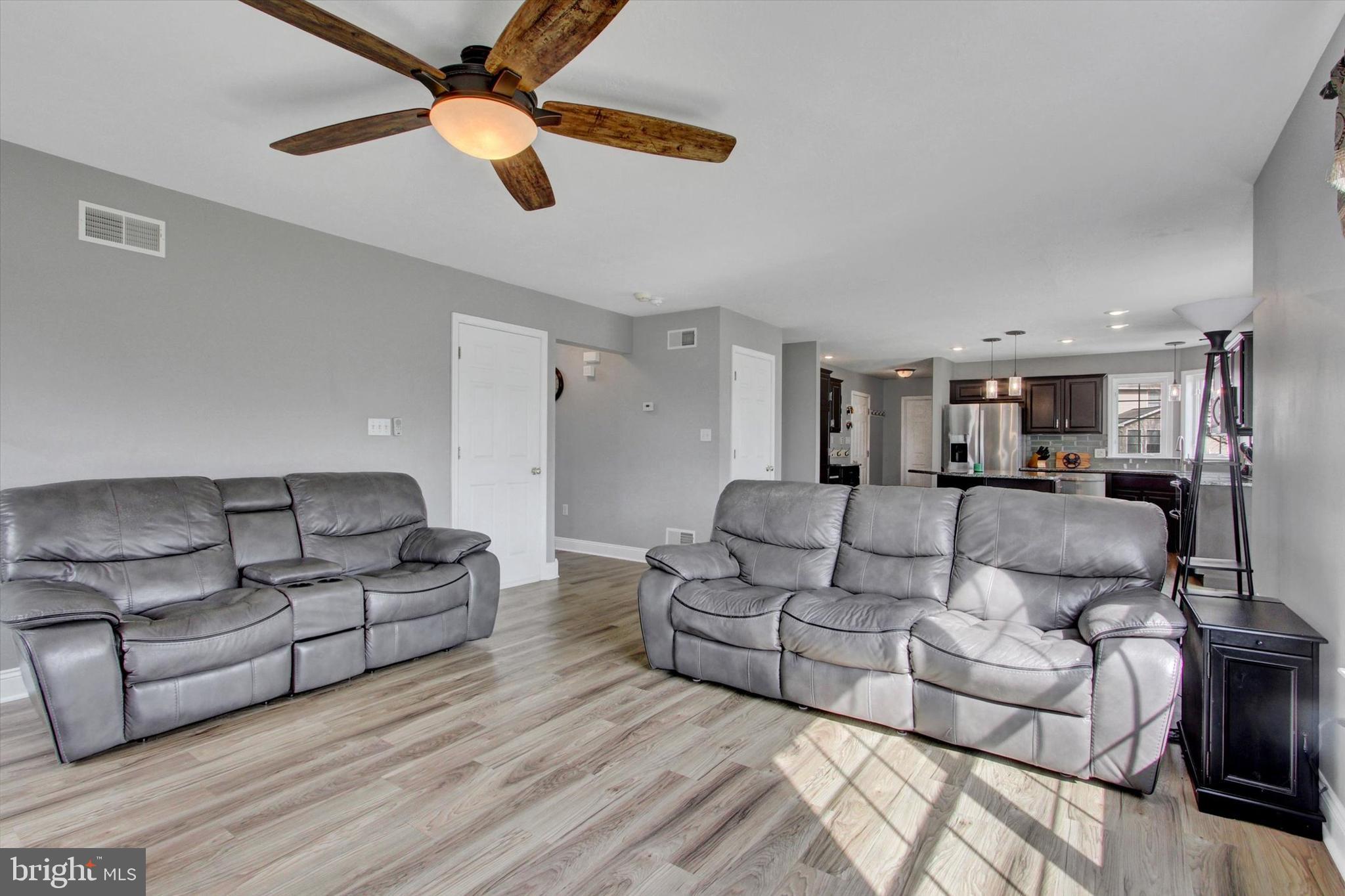 5010 Grandview Road Hanover, PA 17331 - Photo 21 of 42 a living room with furniture and a ceiling fan