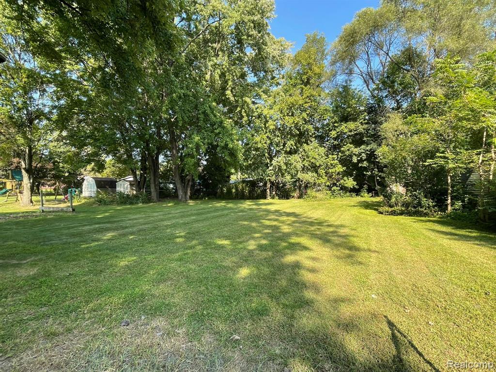 2807 Gravel Ridge Drive Rochester Hills, MI 48307 - Photo 31 of 45