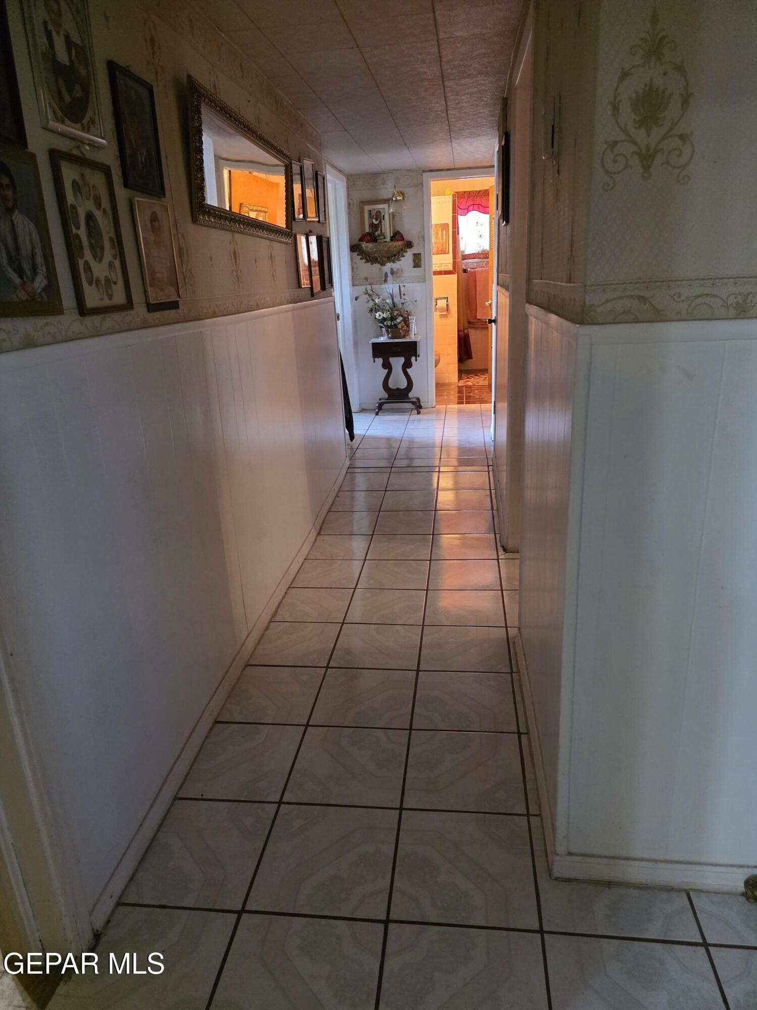8827 Sunland Road El Paso, TX 79907 - Photo 7 of 24 20260729_170054