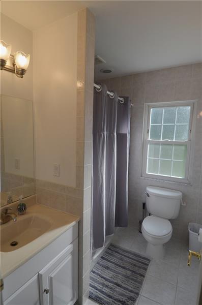 71 Herbst Road, Unit A Coraopolis, PA 15108 - Photo 6 of 13 Gallery Image 6