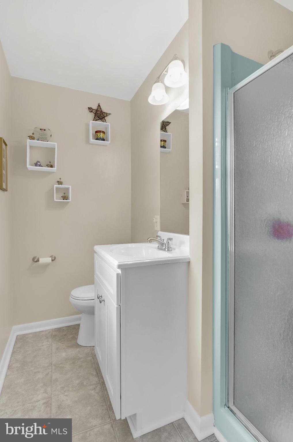 194 Sugarboot Lane Hanover, PA 17331 - Photo 15 of 27 Nicely updated Master Bathroom