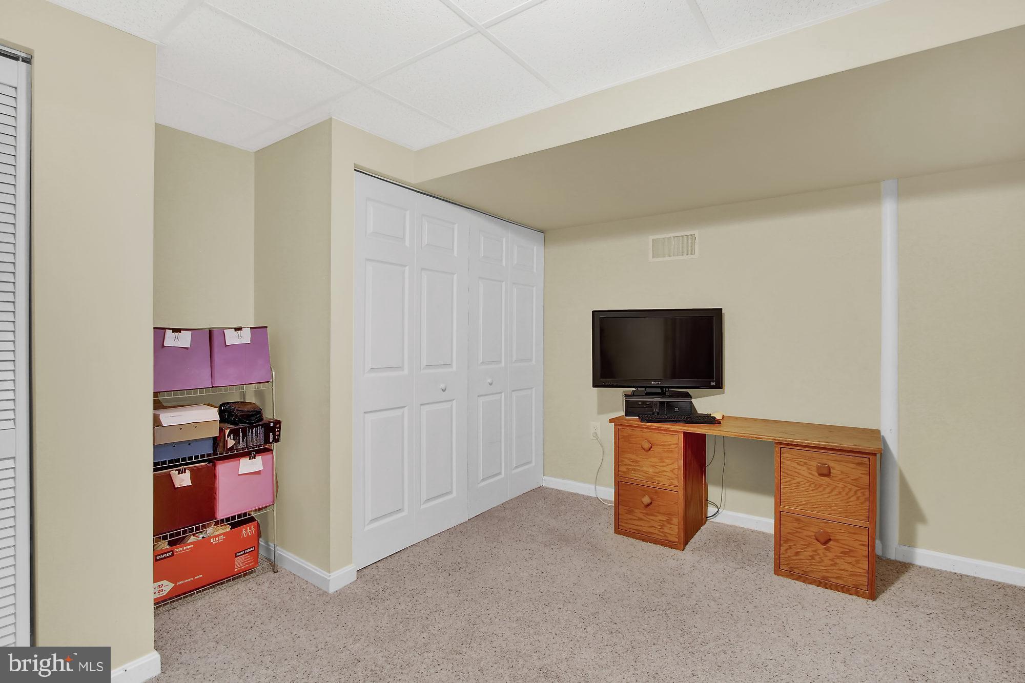 194 Sugarboot Lane Hanover, PA 17331 - Photo 20 of 27 Lower level office/den