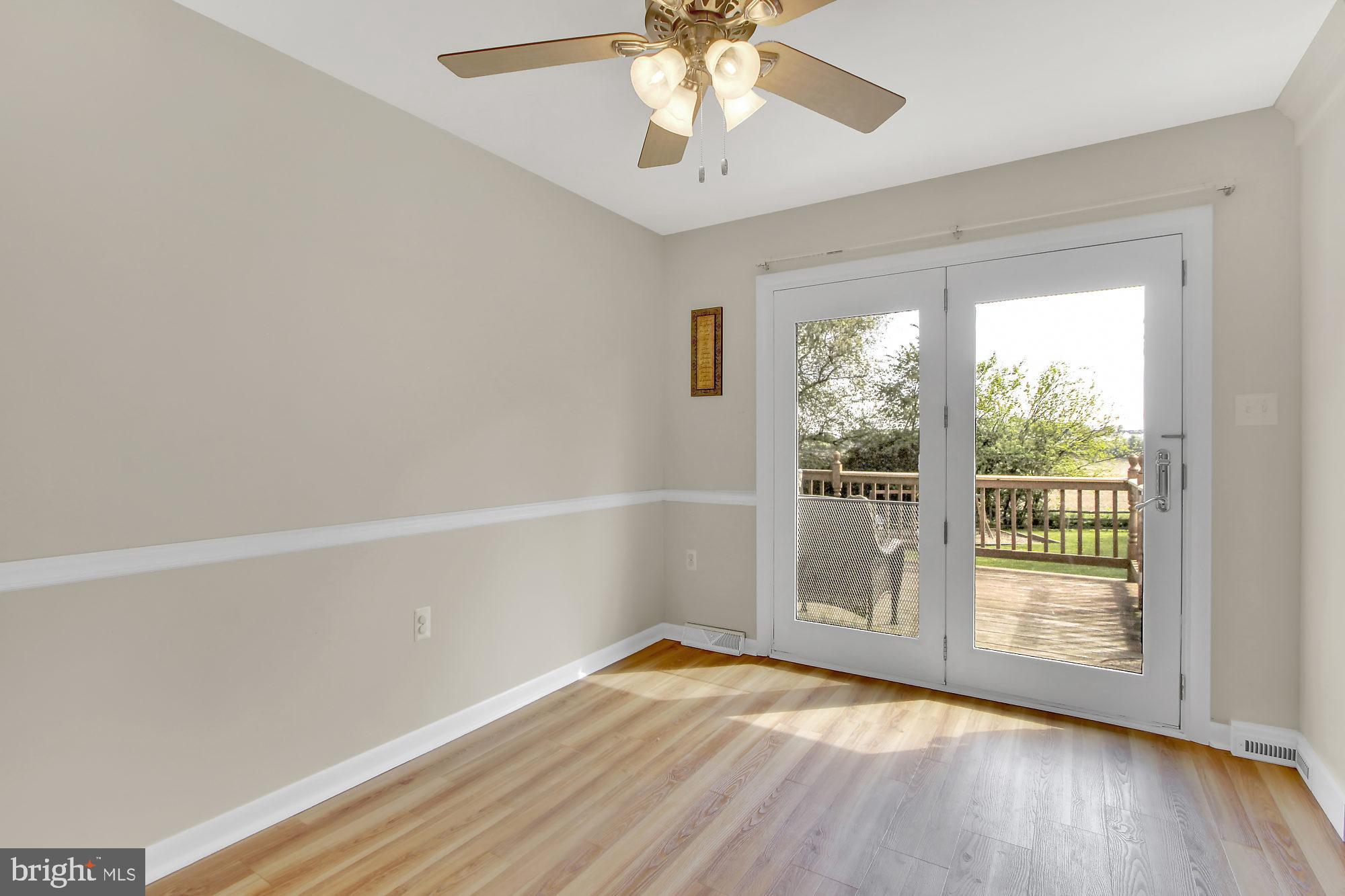194 Sugarboot Lane Hanover, PA 17331 - Photo 5 of 27 Dining Area with glass door leading to deck