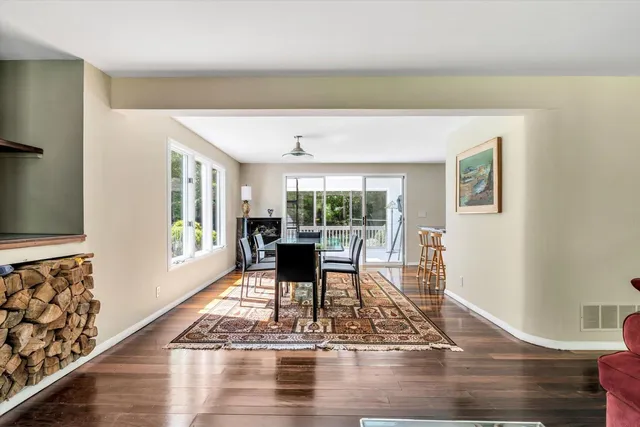 $799,000 | 17 Claus Way, Marstons Mills, MA 02648