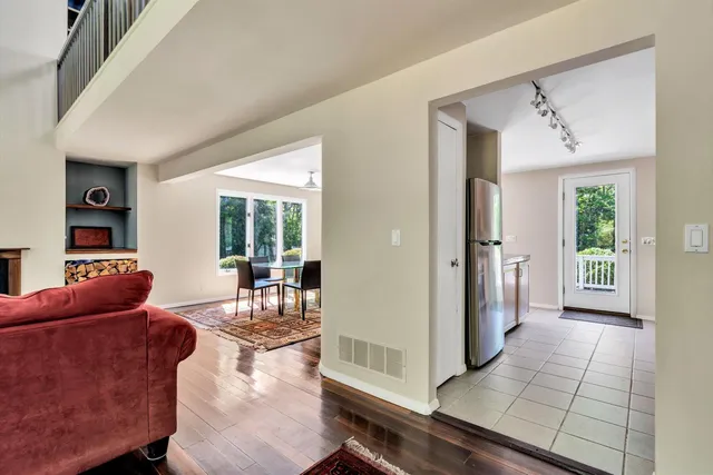 $799,000 | 17 Claus Way, Marstons Mills, MA 02648