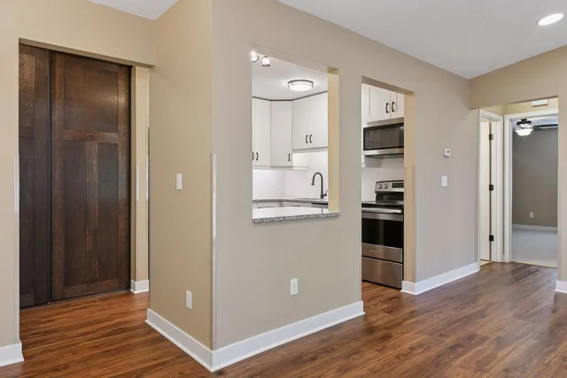 $325,000 | 1150 Black Oaks Lane North, Plymouth, MN 55447