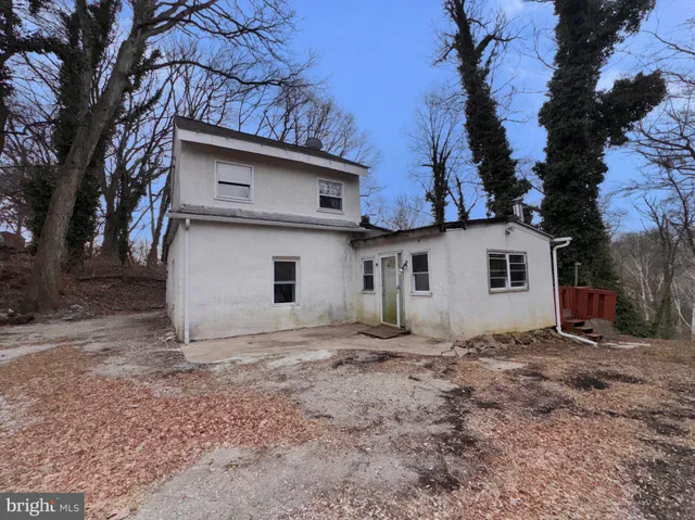 $209,900 | 4420 Rosemont Avenue, Drexel Hill, PA 19026