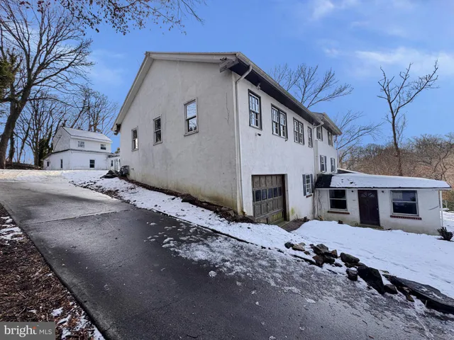 $209,900 | 4420 Rosemont Avenue, Drexel Hill, PA 19026