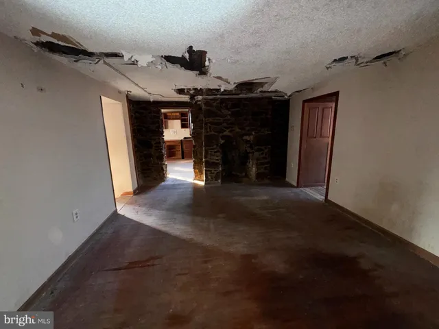 $209,900 | 4420 Rosemont Avenue, Drexel Hill, PA 19026