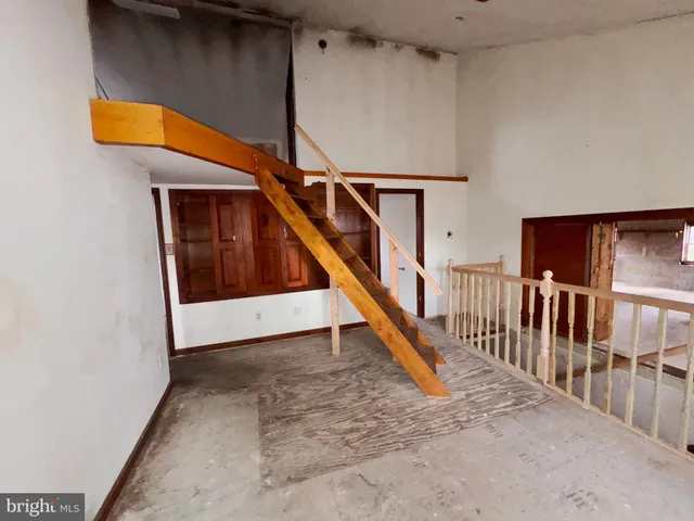 $209,900 | 4420 Rosemont Avenue, Drexel Hill, PA 19026