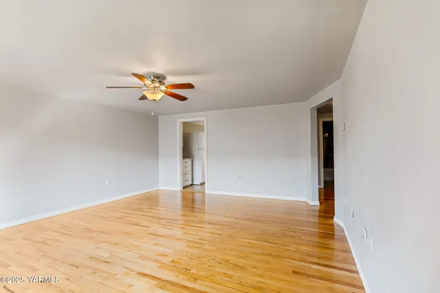 $150,000 | 215 North 42nd Avenue, Yakima, WA 98908