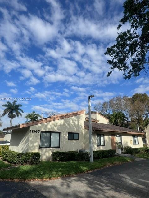 11545 Southwest 109th Road, Unit 25Z Miami, FL 33176 - Photo 3 of 39 Gallery Image 3