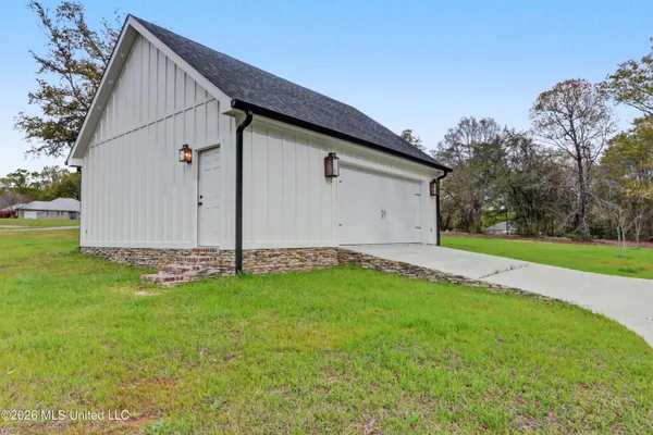 $985,000 | 24111 Ryland Ridge Road, Saucier, MS 39574