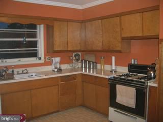 426 Arbor Road Cinnaminson, NJ 08077 - Photo 3 of 6 Gallery Image 3