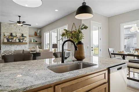 $663,700 | 25033 West 141st Terrace, Olathe, KS 66061