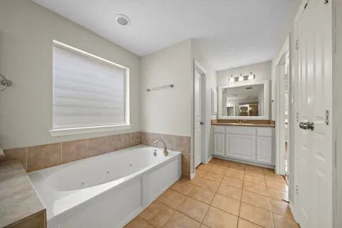 $450,000 | 1517 Asbury Street, Houston, TX 77007