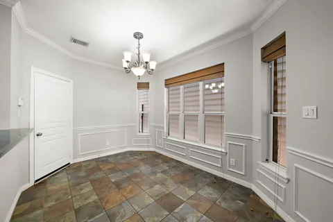 $450,000 | 1517 Asbury Street, Houston, TX 77007