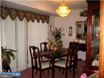 117-2 Echelon Road Voorhees, NJ 08043 - Photo 2 of 9 Dining Room