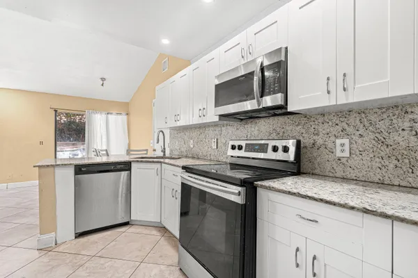 $549,900 | 4134 Northwest 2nd Lane, Delray Beach, FL 33445