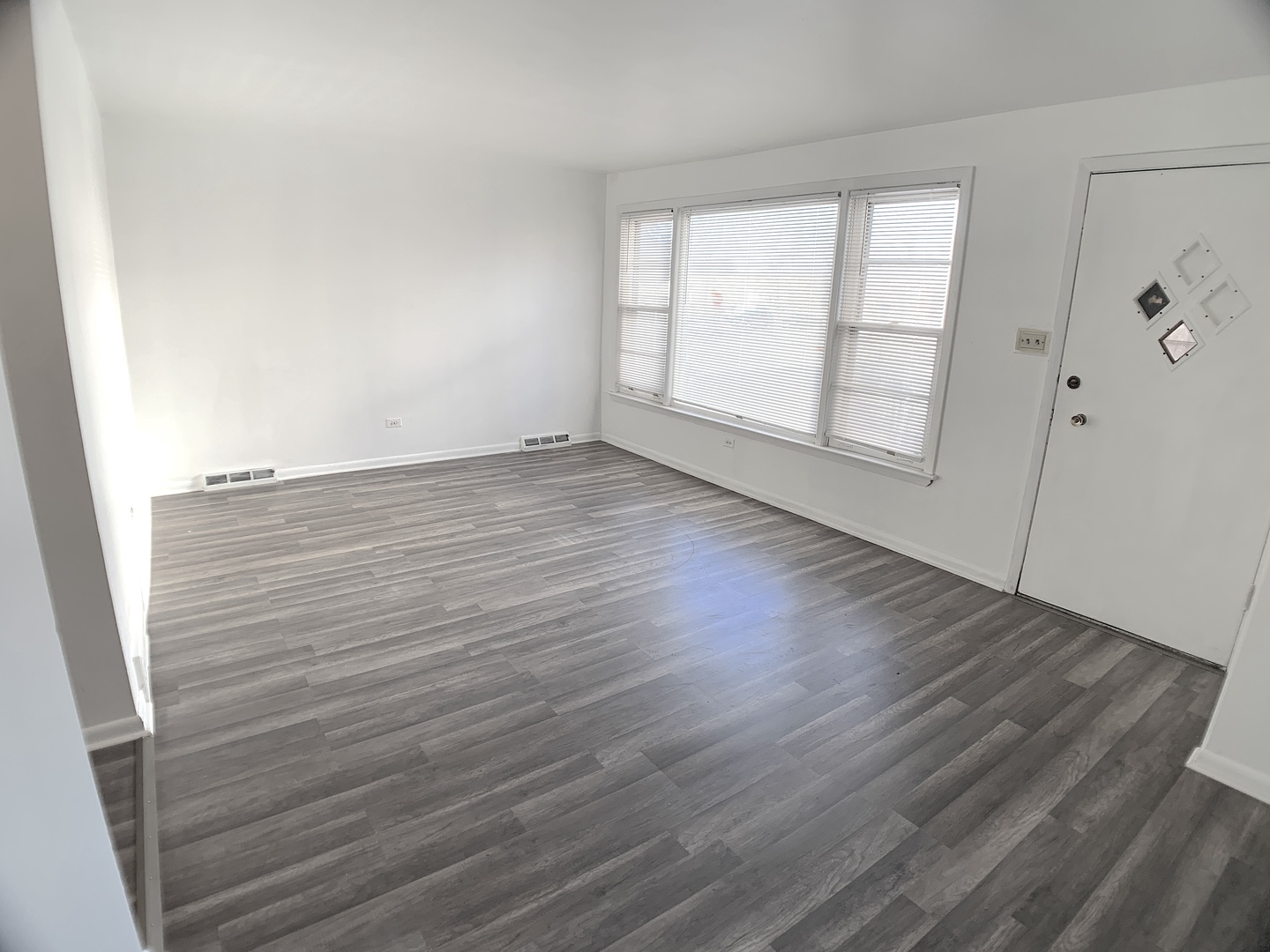 3451 West 38th Street Chicago, IL 60632 - Photo 5 of 27