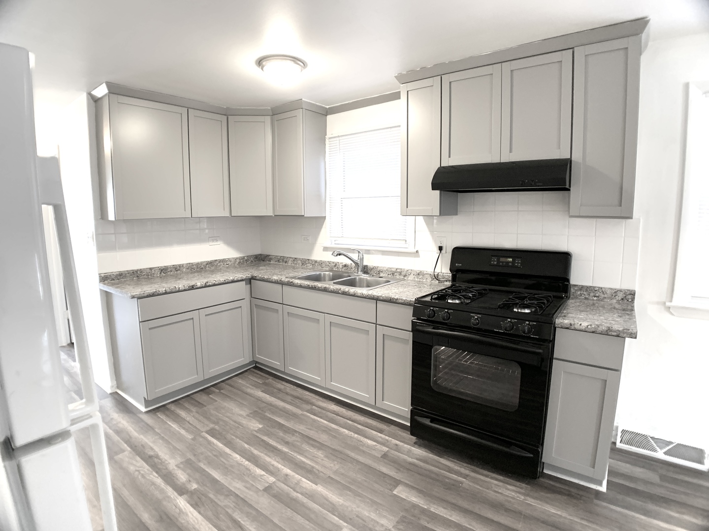 3451 West 38th Street Chicago, IL 60632 - Photo 9 of 27