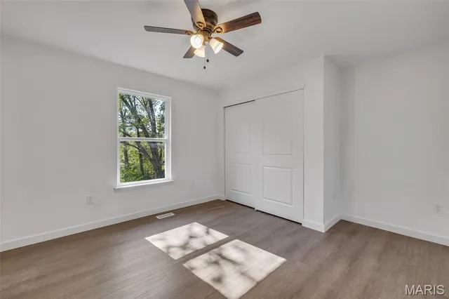 $310,000 | 211 Easy Street, De Soto, MO 63020