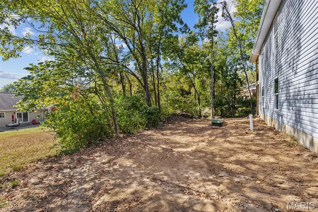 $310,000 | 211 Easy Street, De Soto, MO 63020