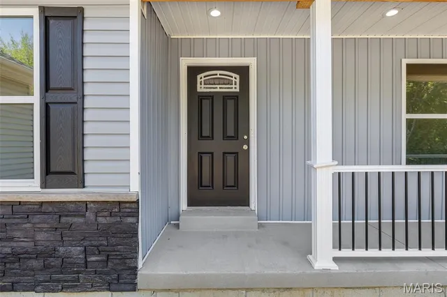 $310,000 | 211 Easy Street, De Soto, MO 63020