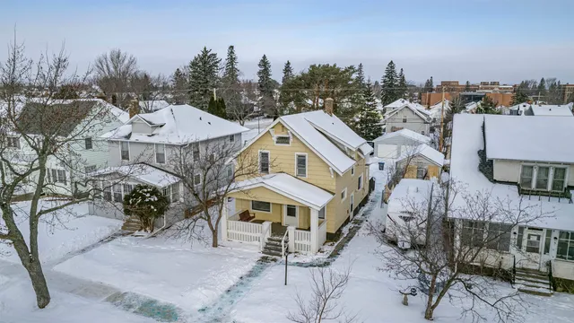 $229,900 | 915 Lincoln Street, Superior, WI 54880