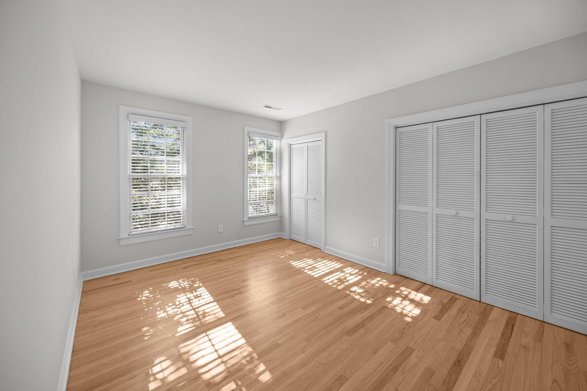 12 Elliott Street, Unit A Charleston, SC 29401 - Photo 16 of 52 18-web-or-mls-470A7751