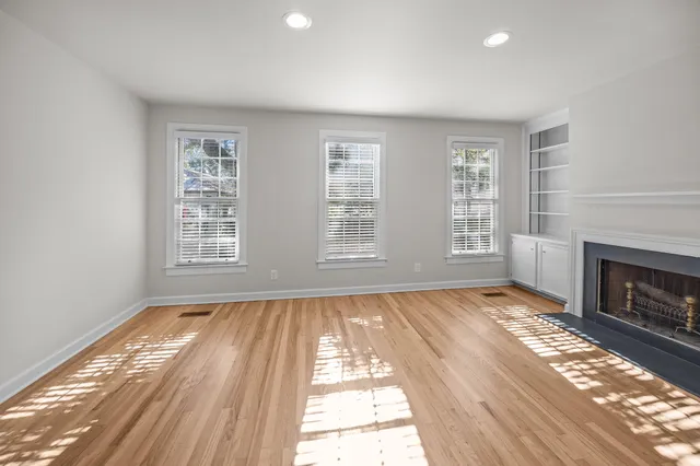 $7,500 | 12 Elliott Street, Unit A, Charleston, SC 29401