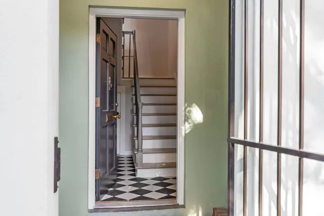 $7,500 | 12 Elliott Street, Unit A, Charleston, SC 29401