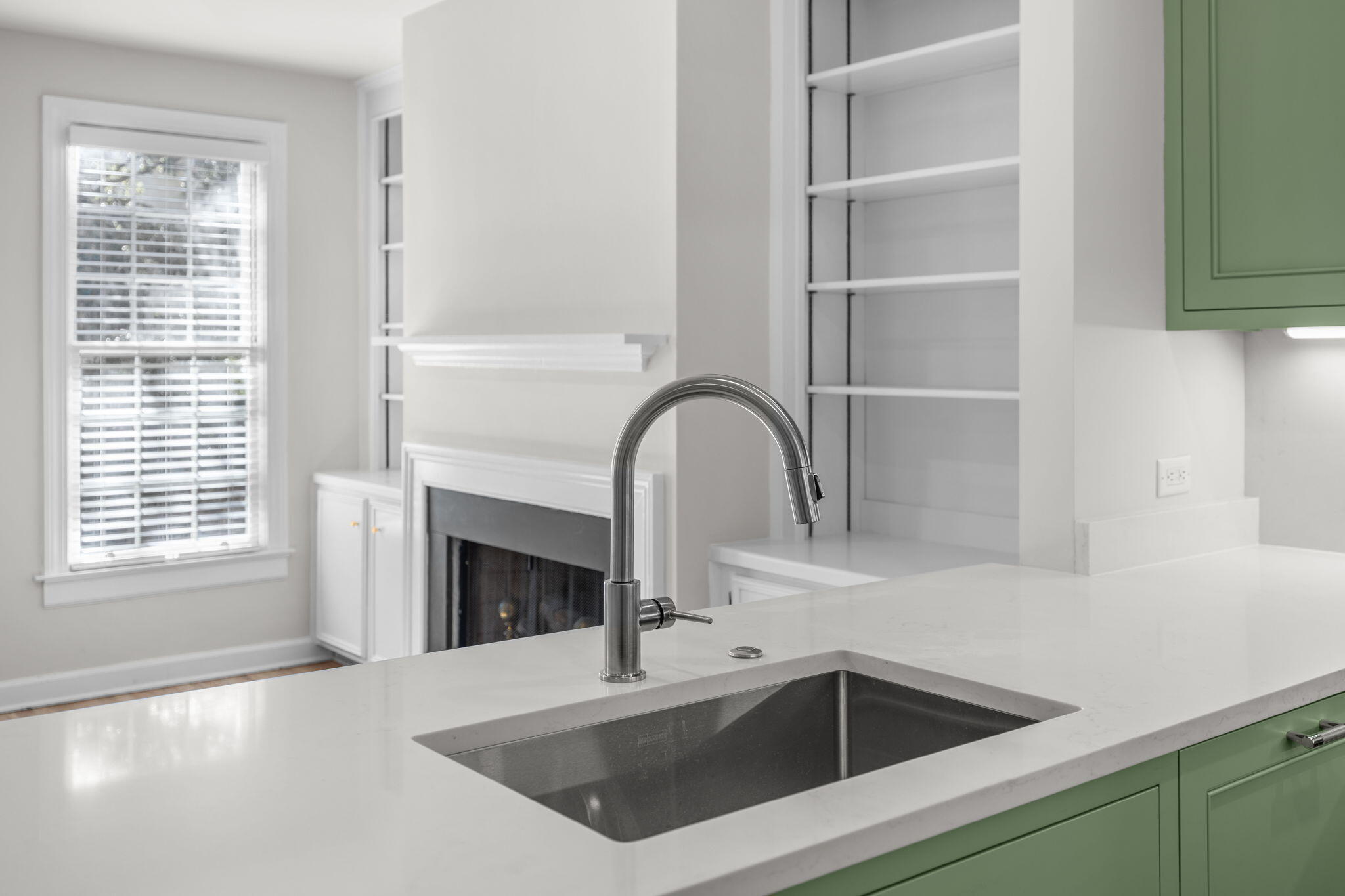 12 Elliott Street, Unit A Charleston, SC 29401 - Photo 6 of 52 8-web-or-mls-470A7721