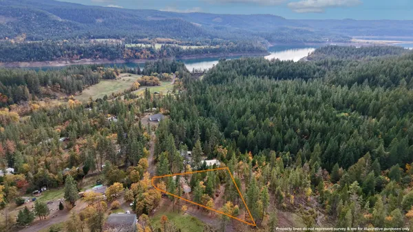 $99,900 | 121 Horse Ranch Road, Prospect, OR 97536