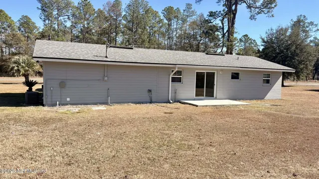$1,700 | 6468 County Road 125, Macclenny, FL 32063
