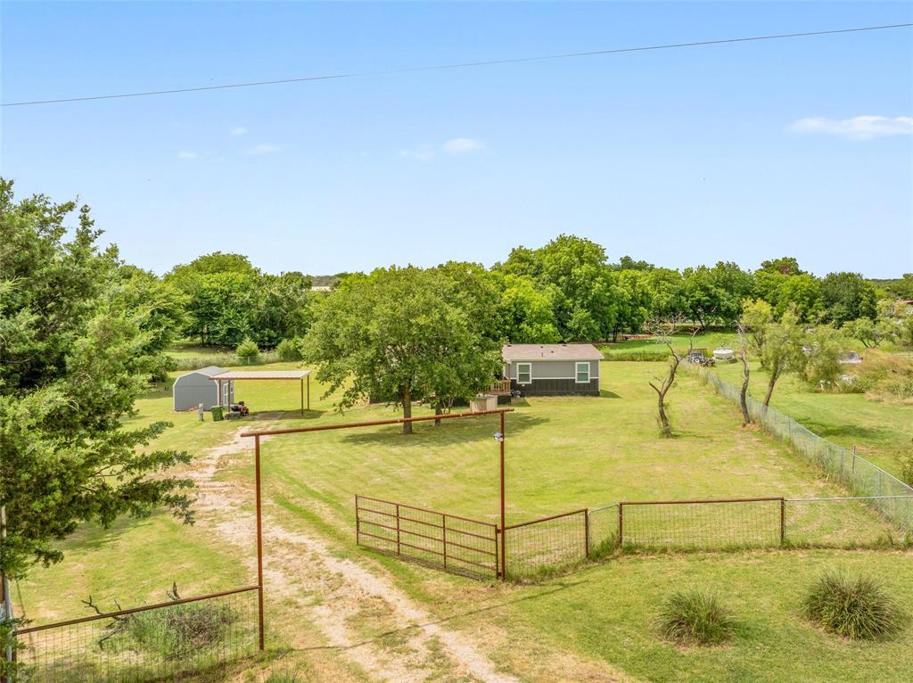 514 Blue Sky Court Springtown, TX 76082 - Photo 3 of 40