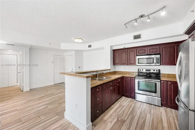 $2,400 | 2200 East Preserve Way, Unit 203, Miramar, FL 33025