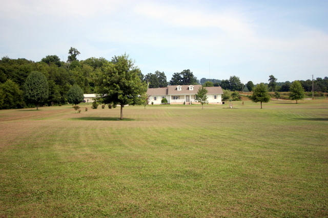 1420 Sands Road Sweetwater, TN 37874 - Photo 18 of 36 18-IMG_3271