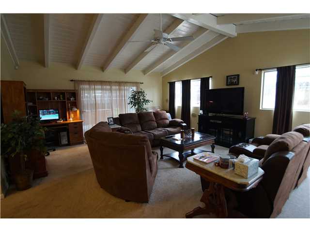 9420 Doheny Road Santee, CA 92071 - Photo 13 of 17 Large family room off the kitchen