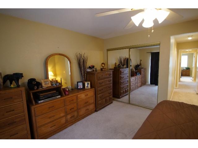 9420 Doheny Road Santee, CA 92071 - Photo 10 of 17 Master bedroom