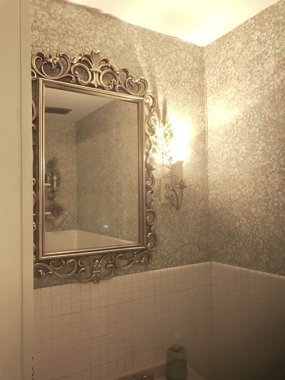 15 Regent Circle Brookline, MA 02445 - Photo 5 of 30