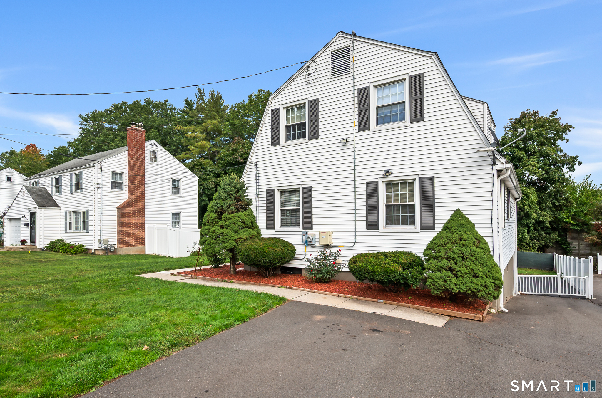 154 Overbrook Road West Hartford, CT 06107 - Photo 3 of 40 Gallery Image 3