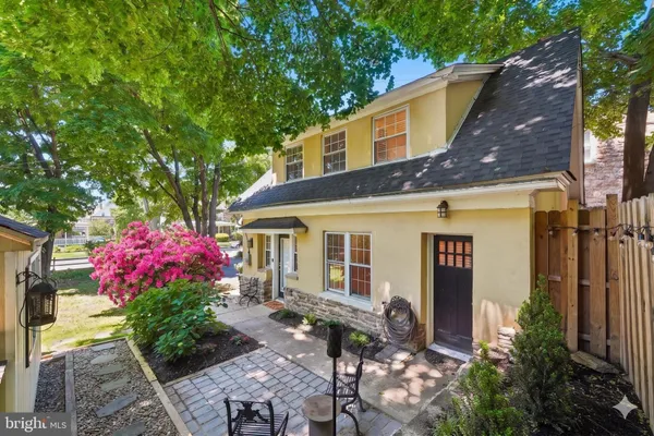 $375,000 | 6705 Lawnton Avenue, Philadelphia, PA 19126