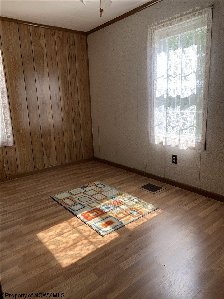 2214 Pell Road Kingwood, WV 26537 - Photo 9 of 20 Gallery Image 9