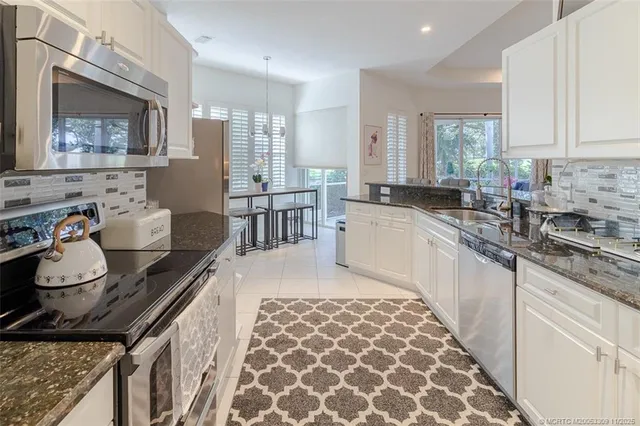 $529,000 | 2432 Southwest Brookwood Lane, Palm City, FL 34990